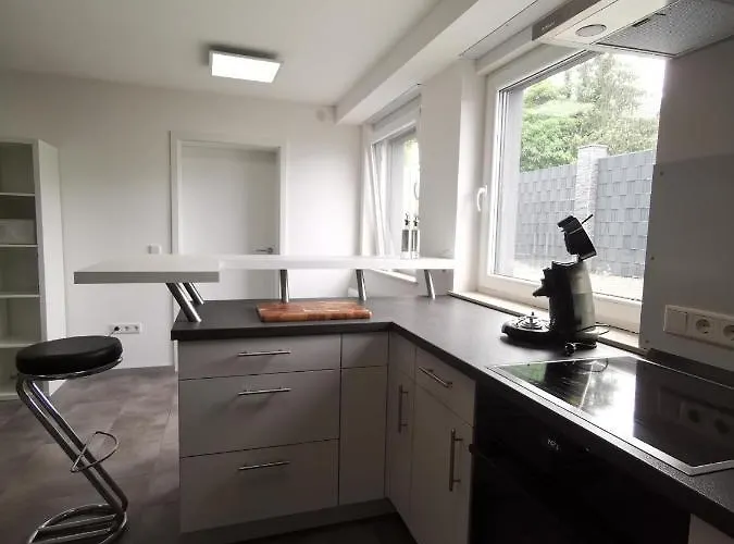 Moderne Mit Terrasse Und Eigenem Zugang. Appartement